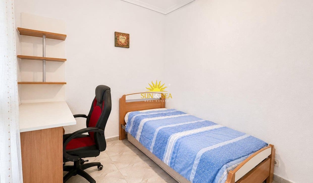 2 bedroom Townhouse for sale in Gran Alacant with pool - € 229,000 (Ref: 9827521)