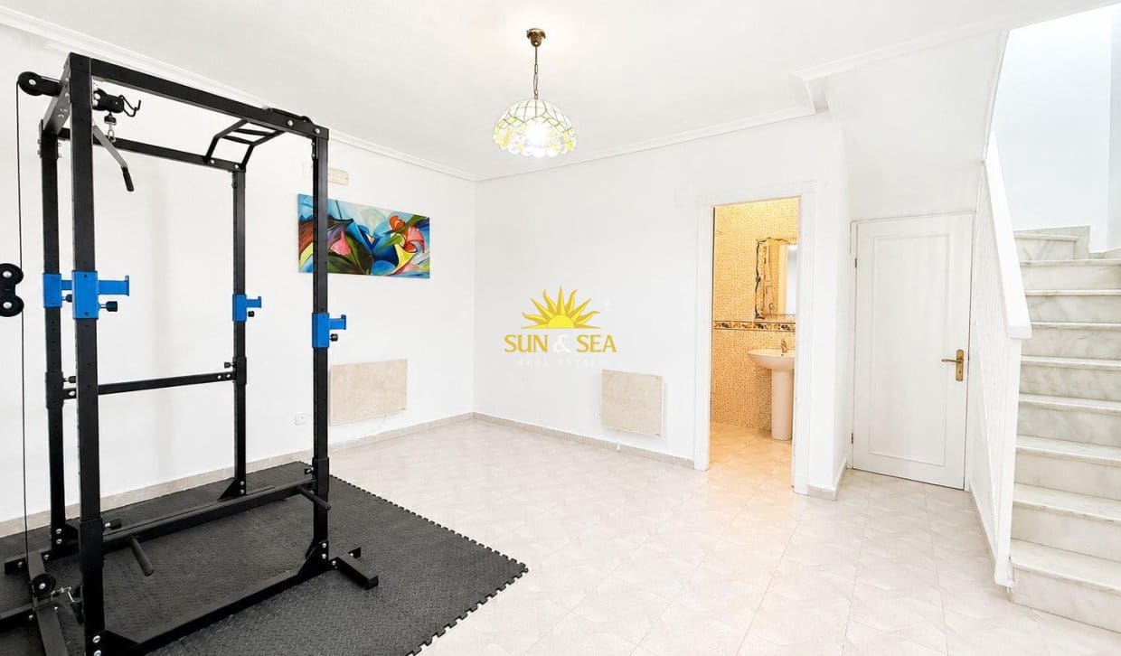 2 bedroom Townhouse for sale in Gran Alacant with pool - € 229,000 (Ref: 9827521)