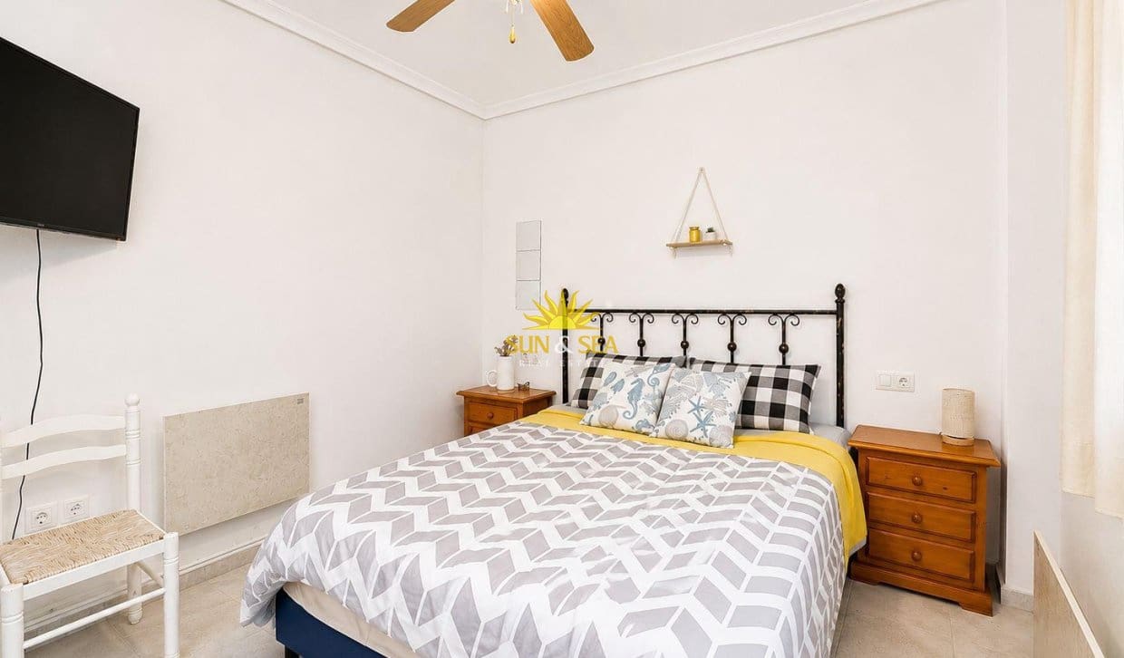 2 bedroom Townhouse for sale in Gran Alacant with pool - € 229,000 (Ref: 9827521)