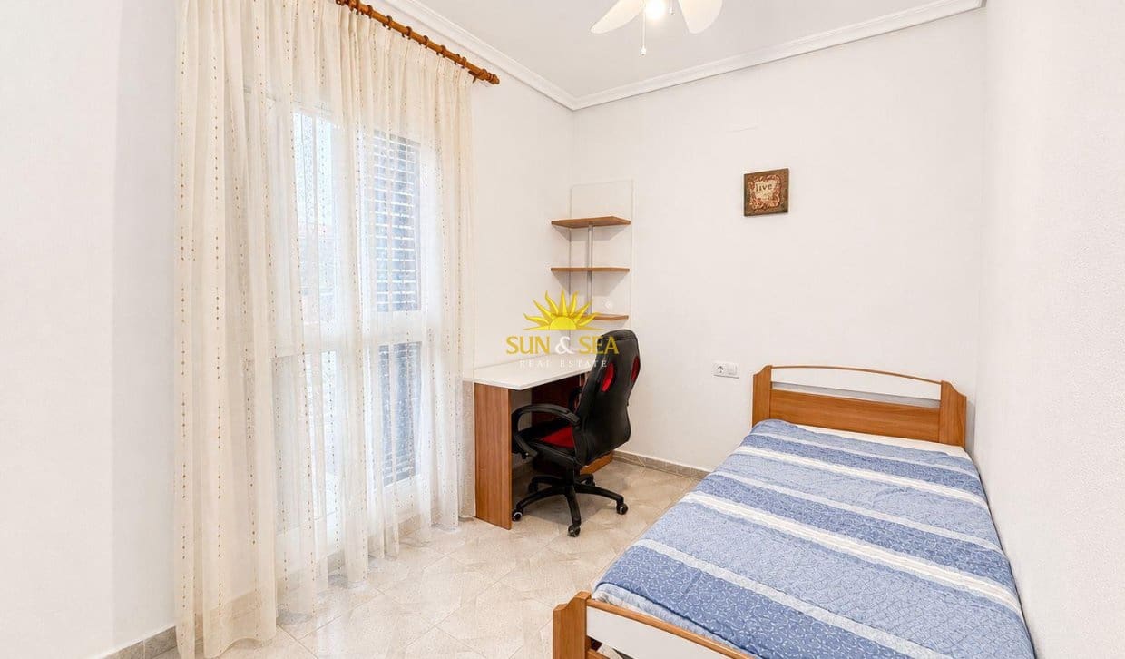 2 bedroom Townhouse for sale in Gran Alacant with pool - € 229,000 (Ref: 9827521)