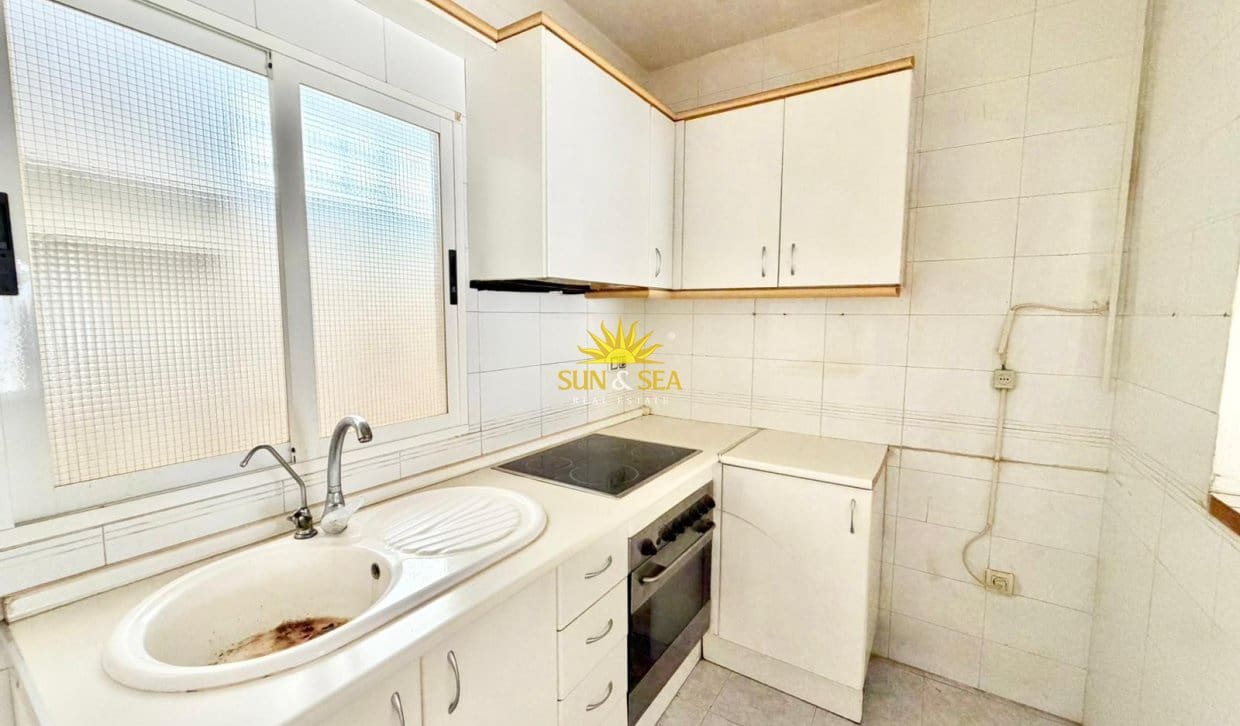 2 Zimmer Villa zu verkaufen in Torrevieja - 125.000 € (Ref: 9829772)