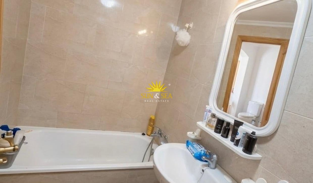 3 camera da letto Appartamento in vendita in Torrevieja con garage - 136.000 € (Rif: 9830115)