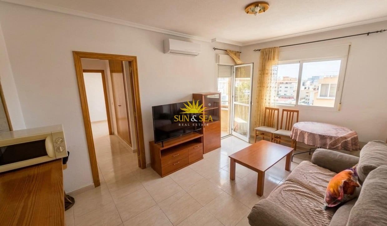 3 camera da letto Appartamento in vendita in Torrevieja con garage - 136.000 € (Rif: 9830115)