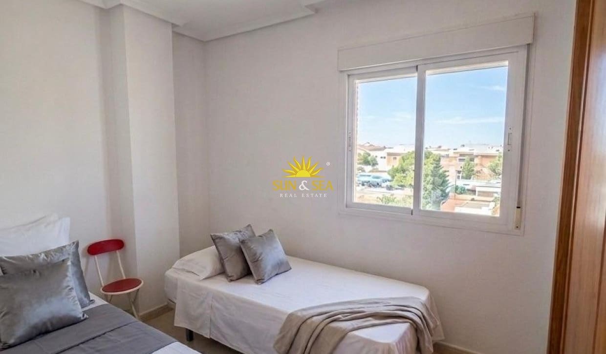 3 camera da letto Appartamento in vendita in Torrevieja con garage - 136.000 € (Rif: 9830115)