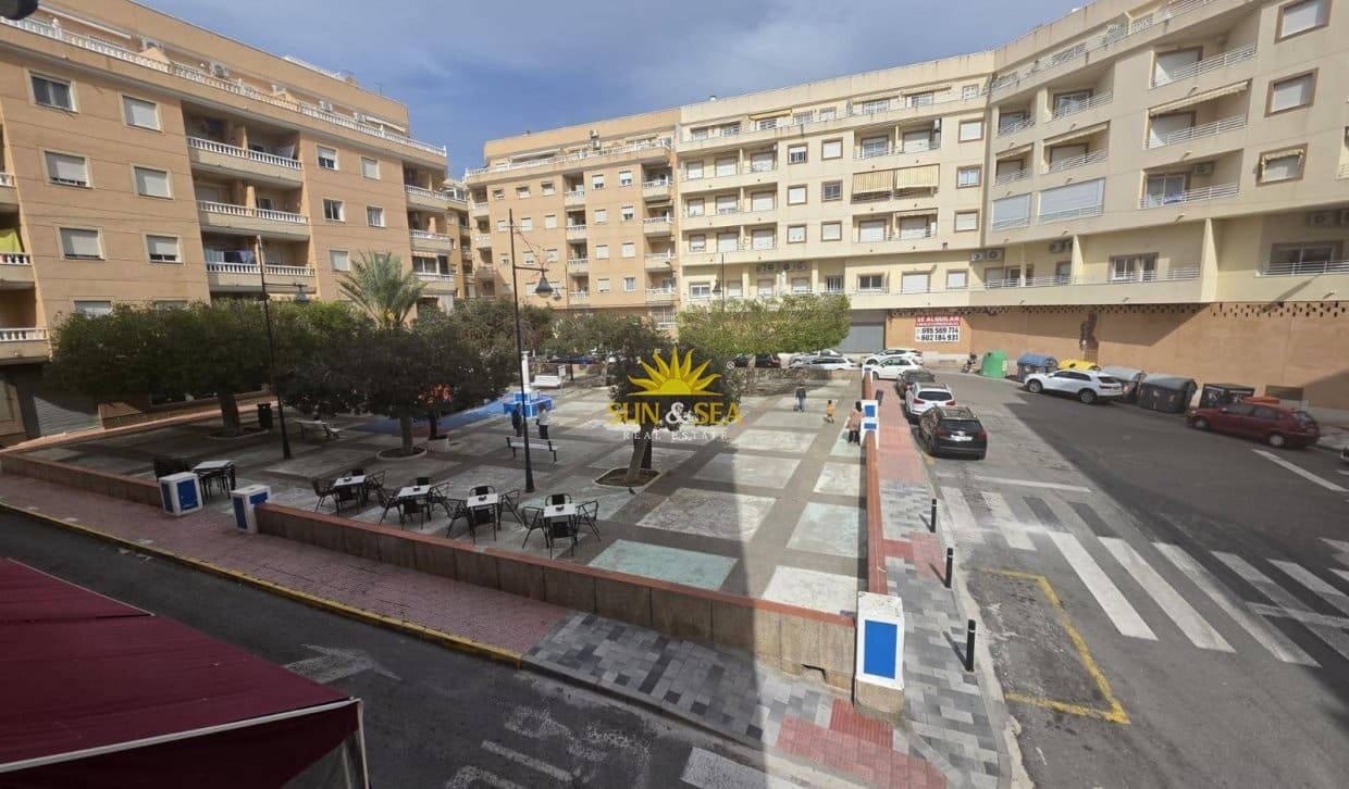 3 camera da letto Appartamento in vendita in Torrevieja con garage - 136.000 € (Rif: 9830115)
