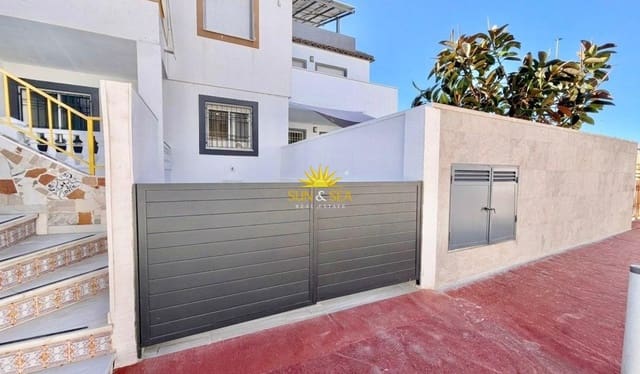 2 soveværelse Byhus til salg i Parque de las Naciones, Torrevieja med swimmingpool garage - € 165.000 (Ref: 9830286)