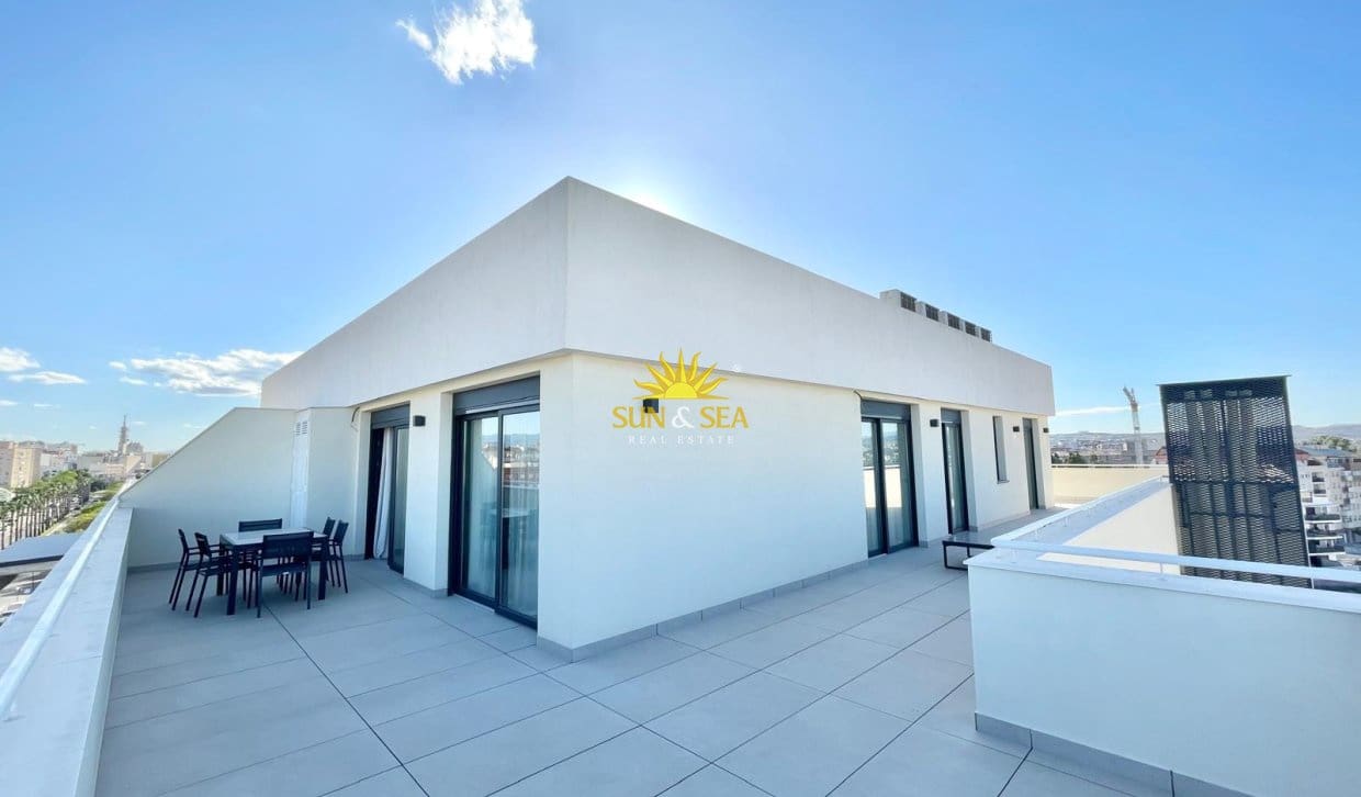 3 camera da letto Attico da affittare in Murcia citta con piscina garage - 2.500 € (Rif: 9831993)