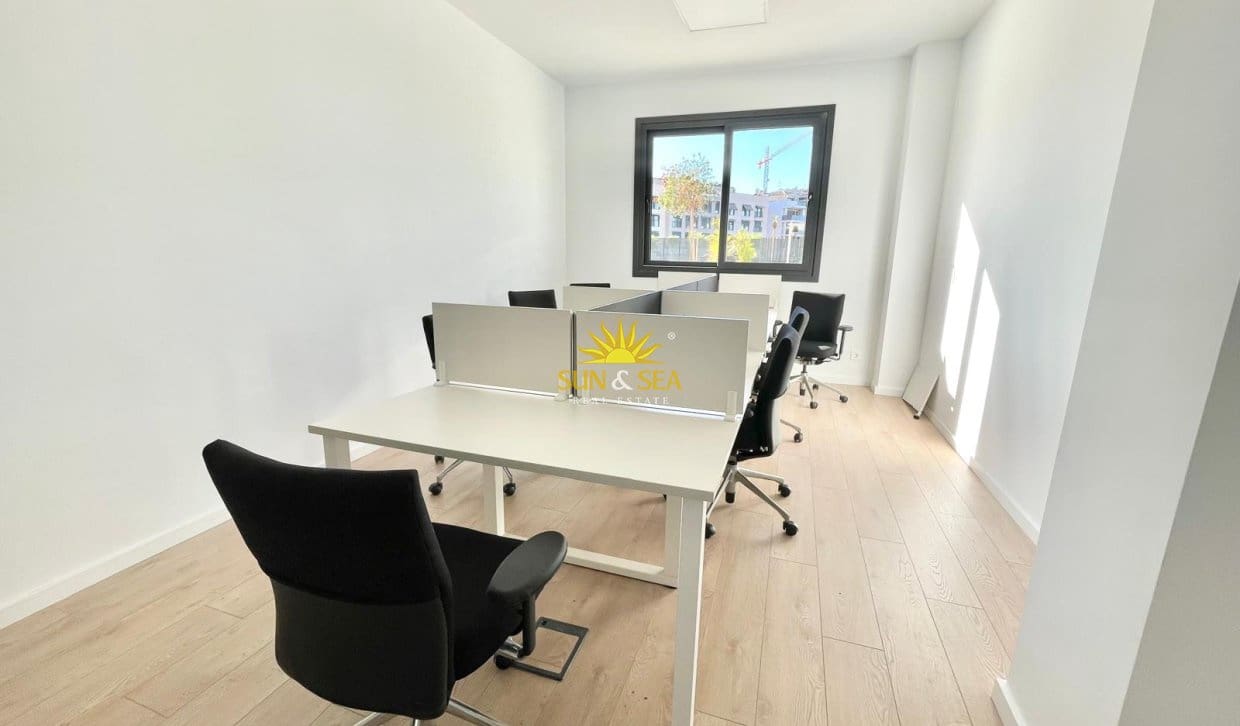 3 camera da letto Attico da affittare in Murcia citta con piscina garage - 2.500 € (Rif: 9831993)
