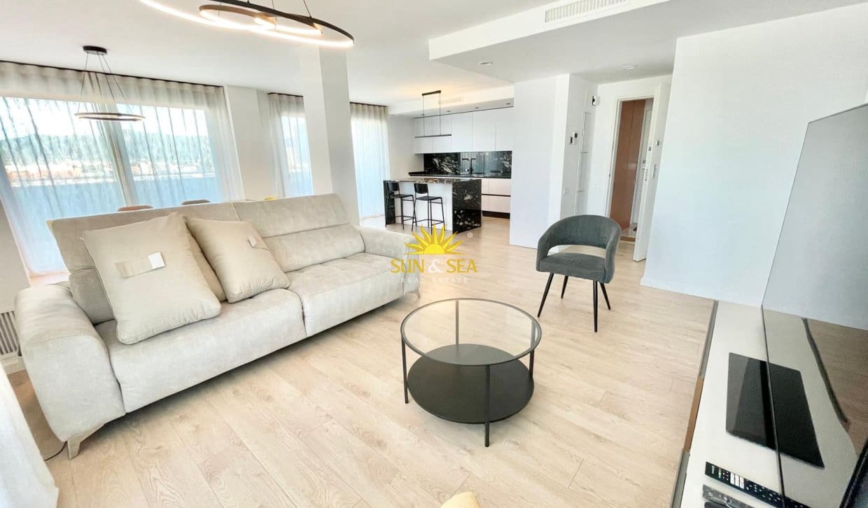 3 camera da letto Attico da affittare in Murcia citta con piscina garage - 2.500 € (Rif: 9831993)