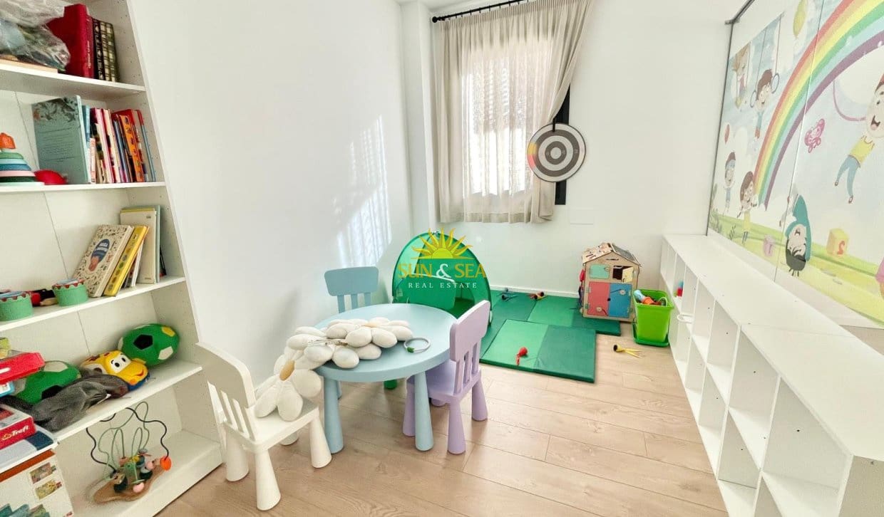 3 camera da letto Attico da affittare in Murcia citta con piscina garage - 2.500 € (Rif: 9831993)