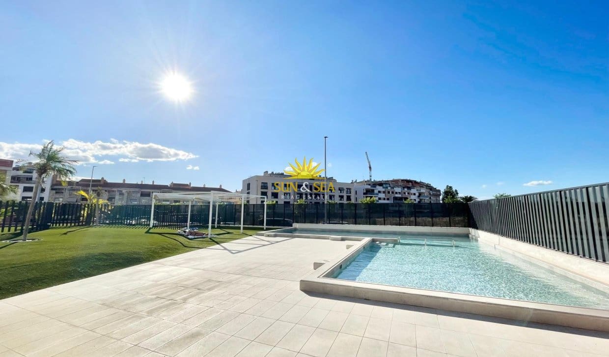 3 camera da letto Attico da affittare in Murcia citta con piscina garage - 2.500 € (Rif: 9831993)