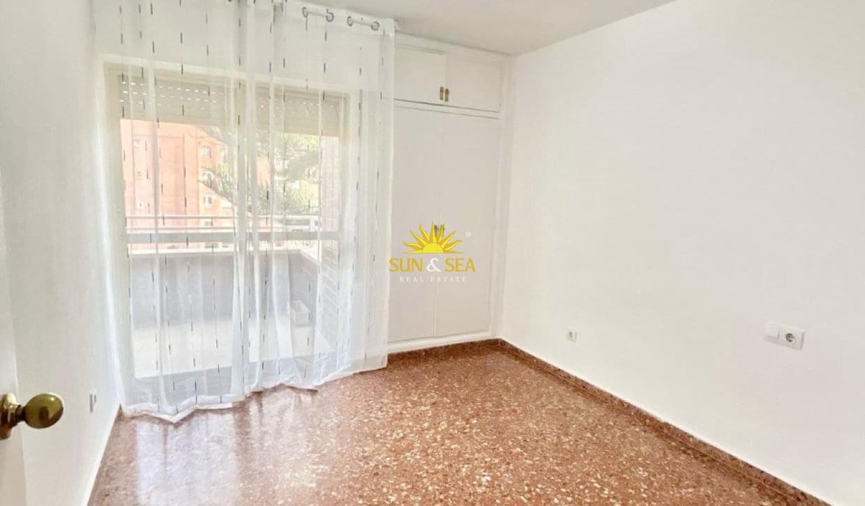 Appartement de 4 chambres à louer à Carthagene - 900 € (Ref: 9831994)