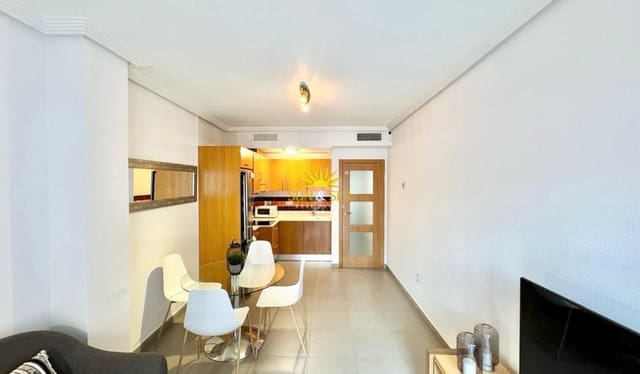 2 slaapkamer Appartement te huur in Guardamar Playa, Guardamar del Segura - € 900 (Ref: 9832313)