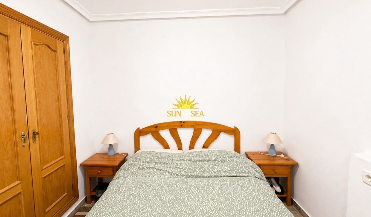 2 bedroom Apartment for sale in Orihuela Costa with pool - € 165,000 (Ref: 9832754)