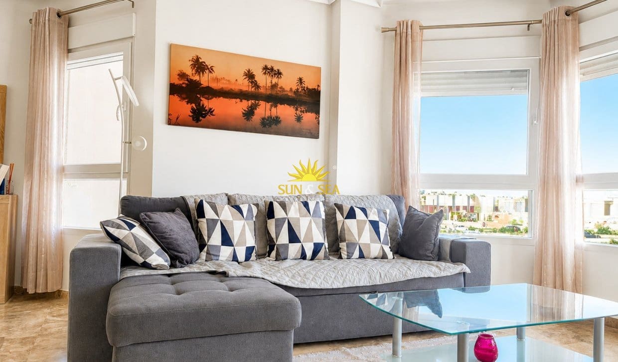 2 bedroom Apartment for sale in Orihuela Costa with pool - € 165,000 (Ref: 9832754)