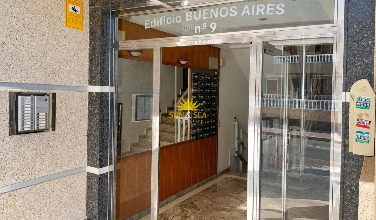 2 bedroom Apartment for sale in Orihuela Costa with pool - € 165,000 (Ref: 9832754)