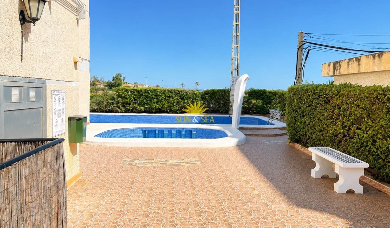 2 bedroom Apartment for sale in Orihuela Costa with pool - € 165,000 (Ref: 9832754)
