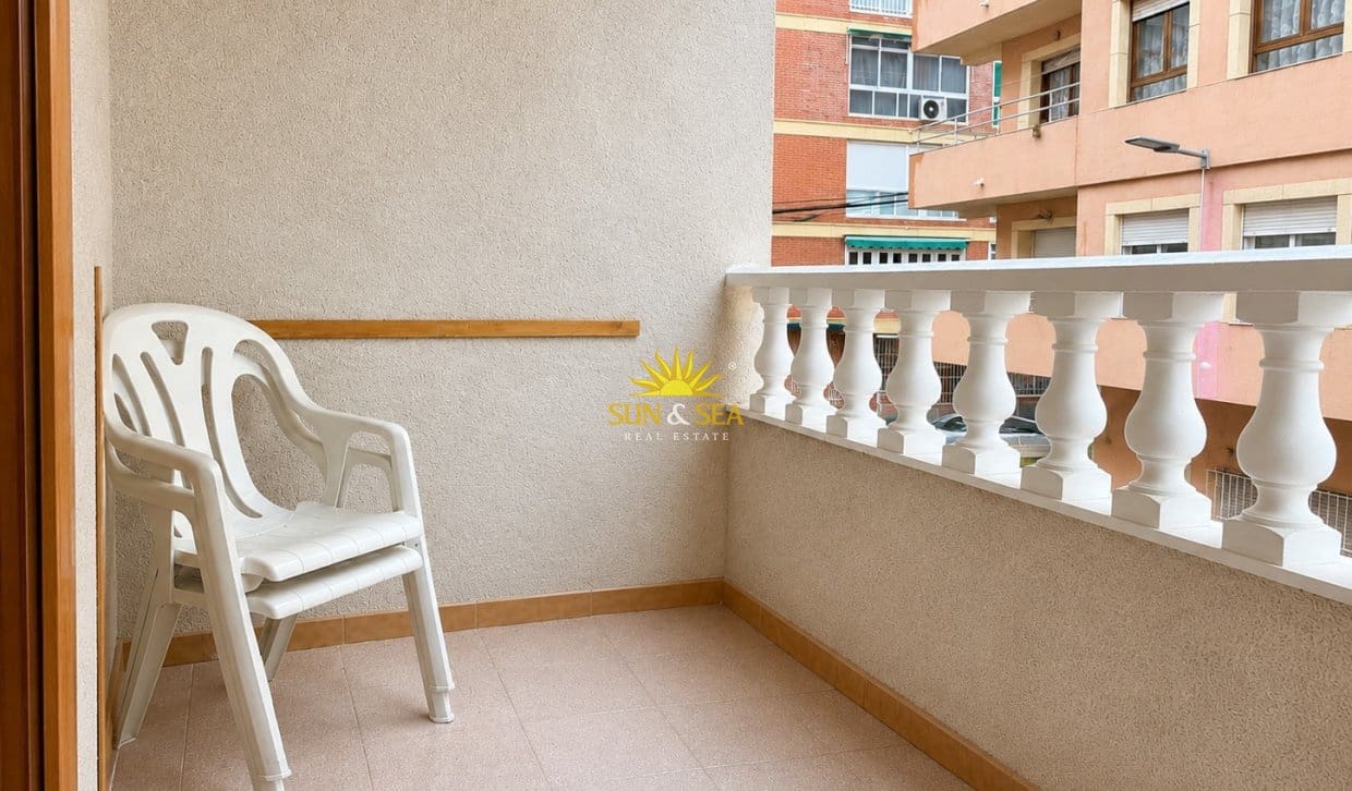 1 chambre Appartement à vendre à Torrevieja - 115 000 € (Ref: 9832755)