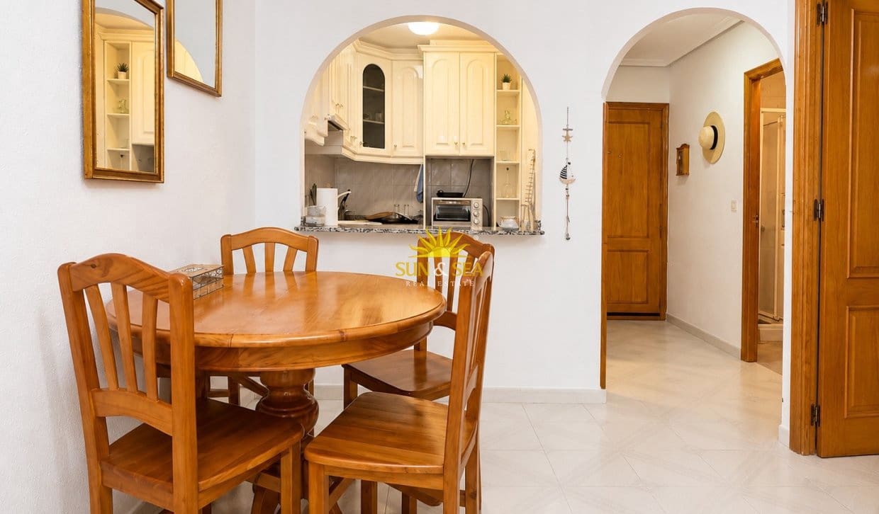 1 chambre Appartement à vendre à Torrevieja - 115 000 € (Ref: 9832755)