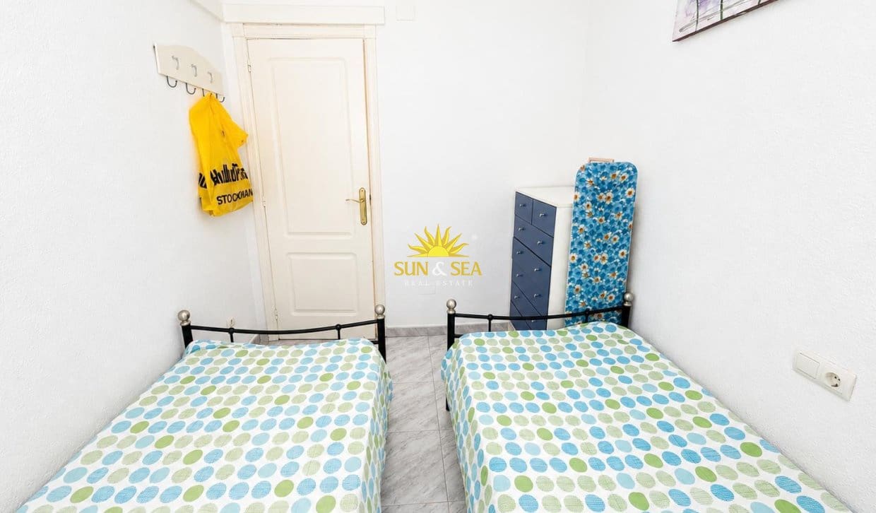 2 quarto Apartamento para venda em Torrevieja - 115 000 € (Ref: 9833092)