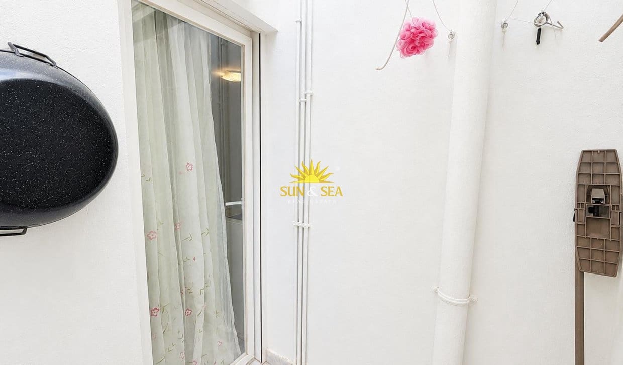 2 quarto Apartamento para venda em Torrevieja - 115 000 € (Ref: 9833092)