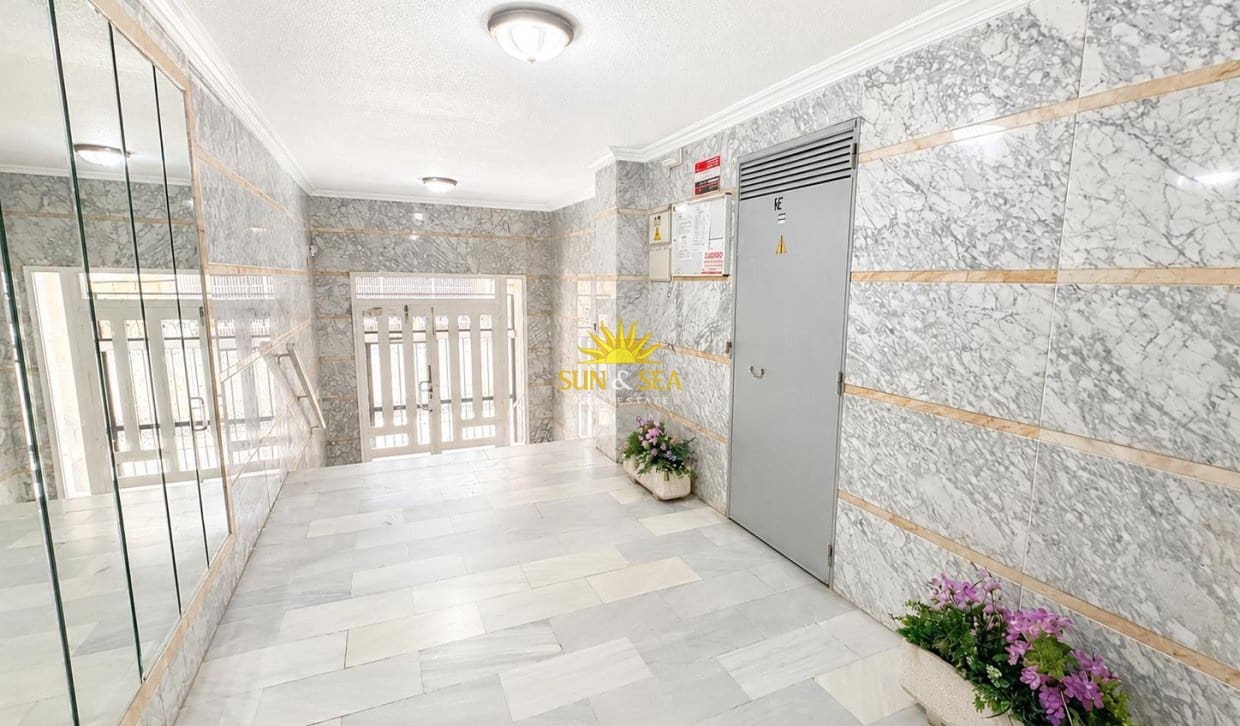 2 quarto Apartamento para venda em Torrevieja - 115 000 € (Ref: 9833092)