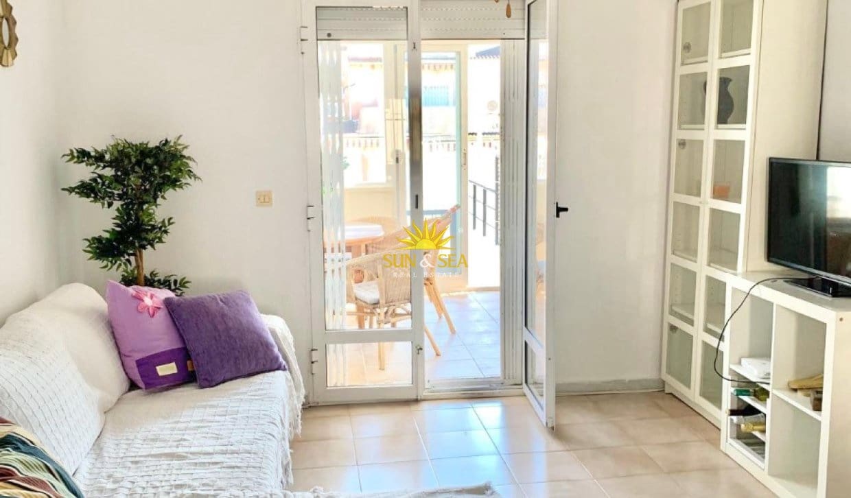 1 slaapkamer Villa te huur in Pilar de la Horadada met zwembad - € 2.000 (Ref: 9834269)