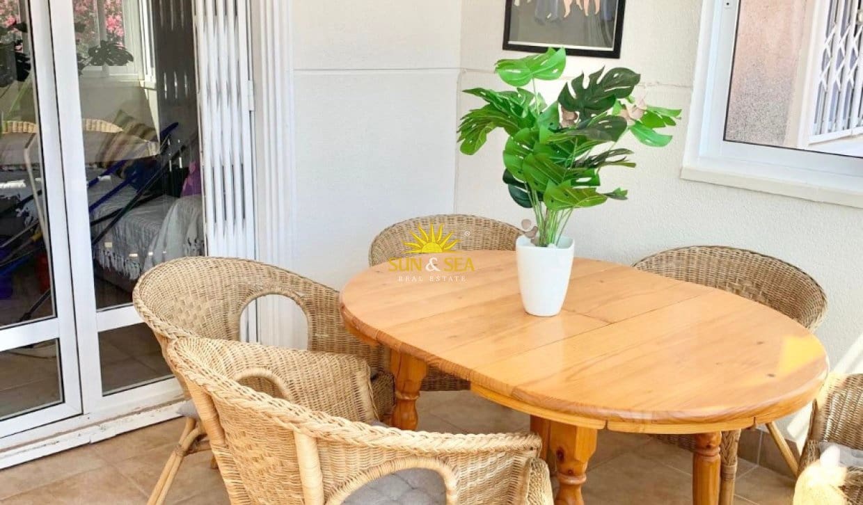 1 slaapkamer Villa te huur in Pilar de la Horadada met zwembad - € 2.000 (Ref: 9834269)