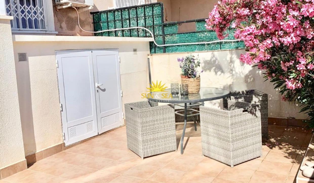 1 slaapkamer Villa te huur in Pilar de la Horadada met zwembad - € 2.000 (Ref: 9834269)