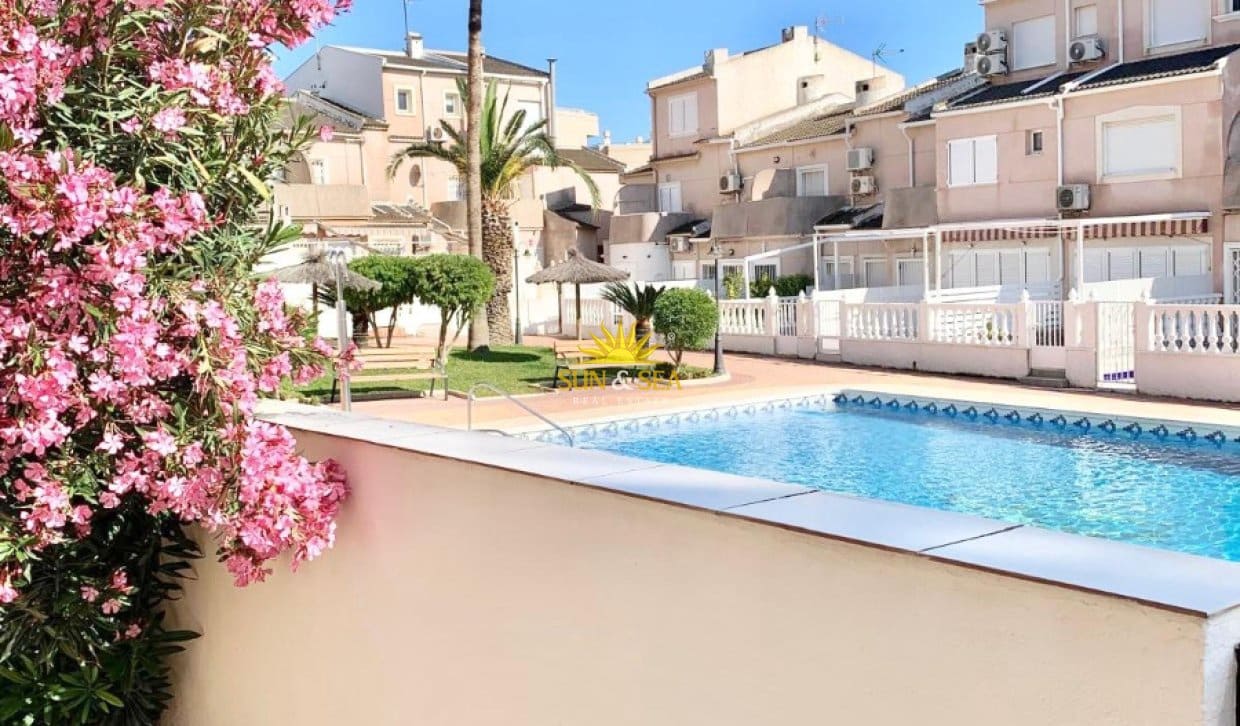 1 slaapkamer Villa te huur in Pilar de la Horadada met zwembad - € 2.000 (Ref: 9834269)