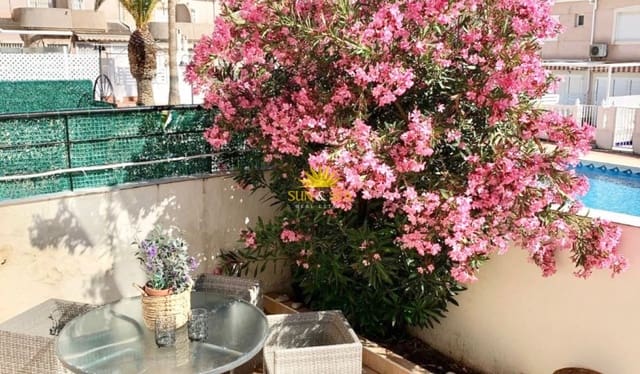 1 slaapkamer Villa te huur in Mil Palmeras, Pilar de la Horadada met zwembad - € 2.000 (Ref: 9834269)
