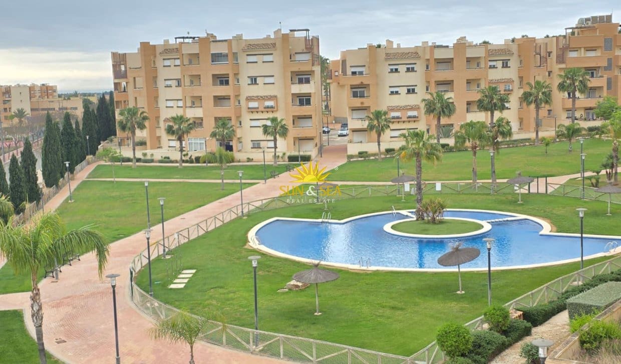 Apartamento de 2 habitaciones en Gea y Truyols en alquiler con piscina - 900 € (Ref: 9834271)