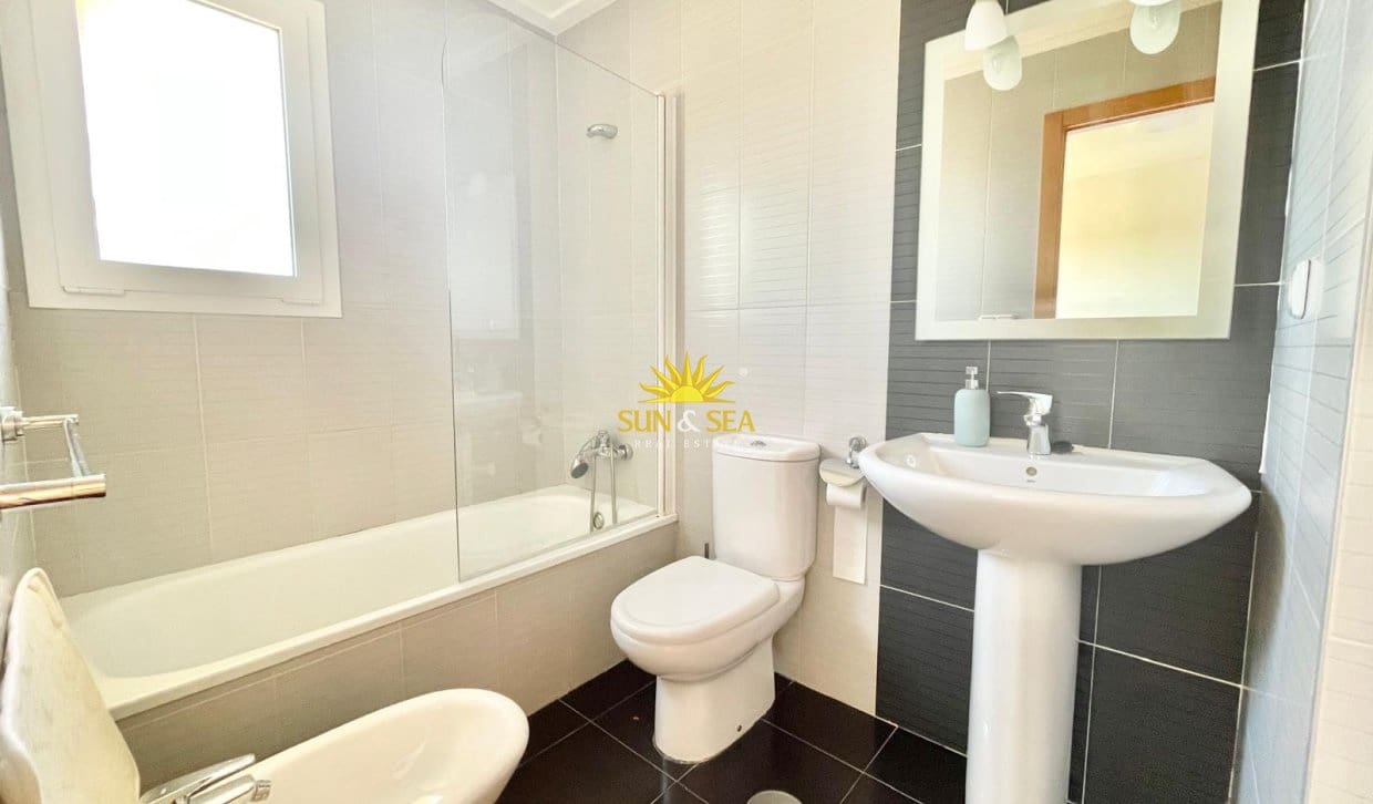 Apartamento de 2 habitaciones en Gea y Truyols en alquiler con piscina - 900 € (Ref: 9834271)