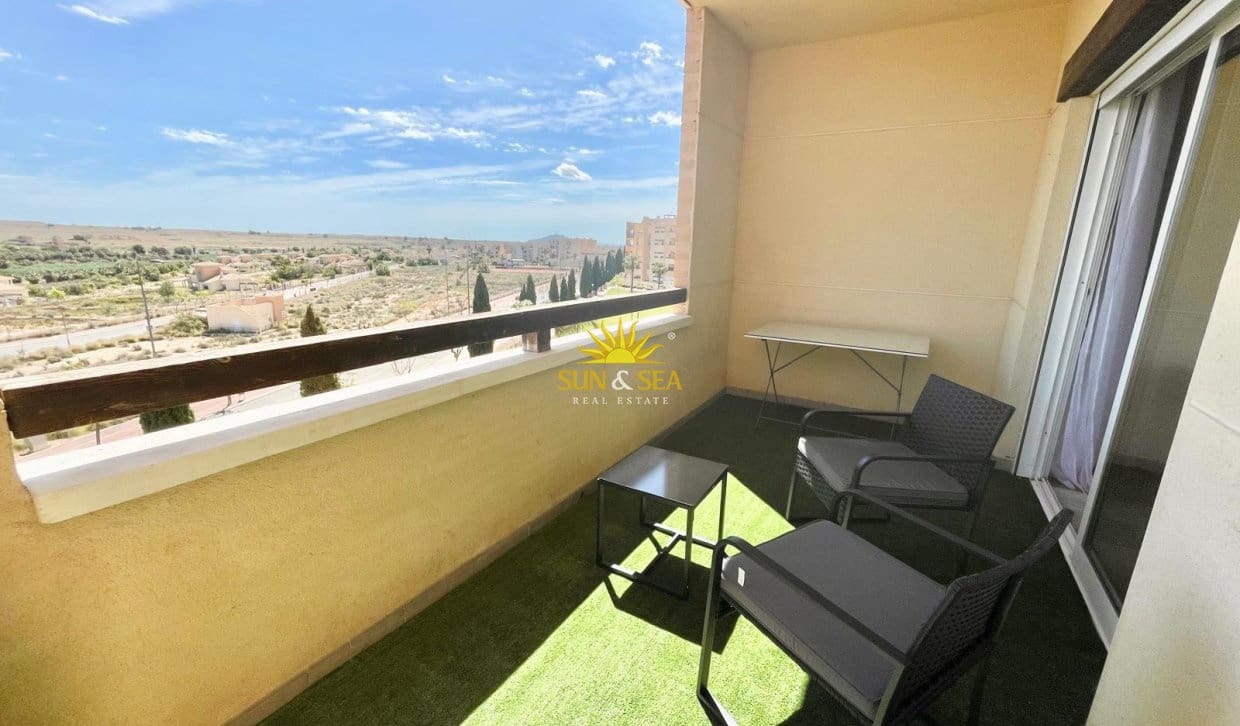 Apartamento de 2 habitaciones en Gea y Truyols en alquiler con piscina - 900 € (Ref: 9834271)