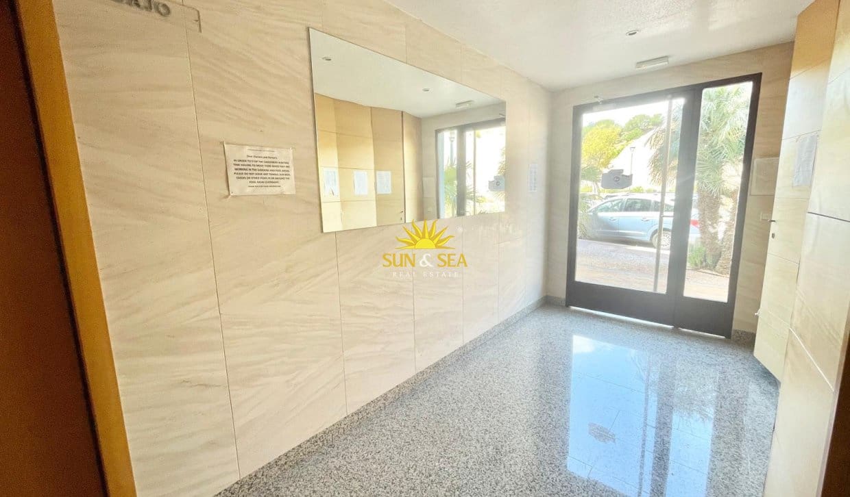 Apartamento de 2 habitaciones en Gea y Truyols en alquiler con piscina - 900 € (Ref: 9834271)