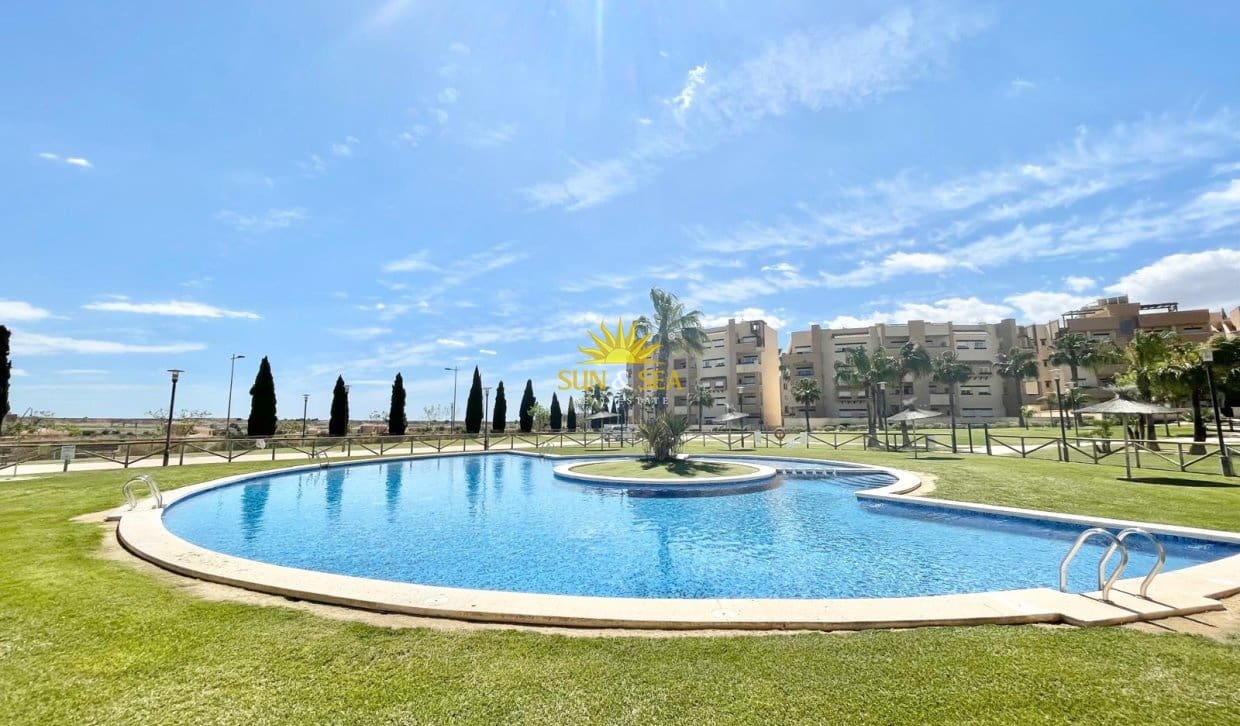 Apartamento de 2 habitaciones en Gea y Truyols en alquiler con piscina - 900 € (Ref: 9834271)
