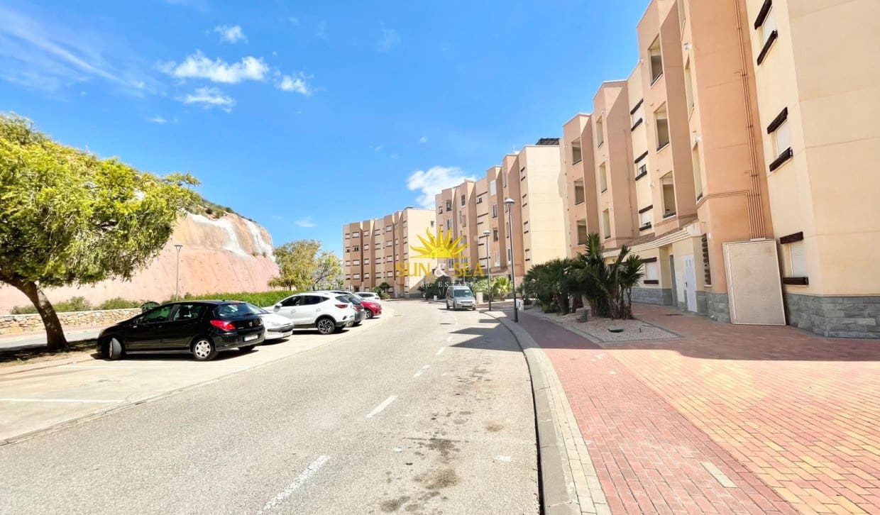 Apartamento de 2 habitaciones en Gea y Truyols en alquiler con piscina - 900 € (Ref: 9834271)