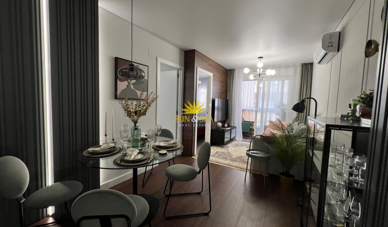2 bedroom Apartment for rent in Torrevieja with pool - € 1,000 (Ref: 9834995)