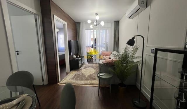 2 bedroom Apartment for rent in Parque de las Naciones, Torrevieja with pool - € 1,000 (Ref: 9834995)