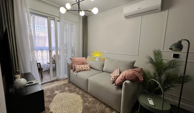 2 bedroom Apartment for rent in Parque de las Naciones, Torrevieja with pool - € 1,000 (Ref: 9834995)