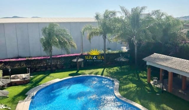 3 quarto Apartamento para arrendar em Javea / Xàbia com piscina garagem - 2 100 € (Ref: 9836760)
