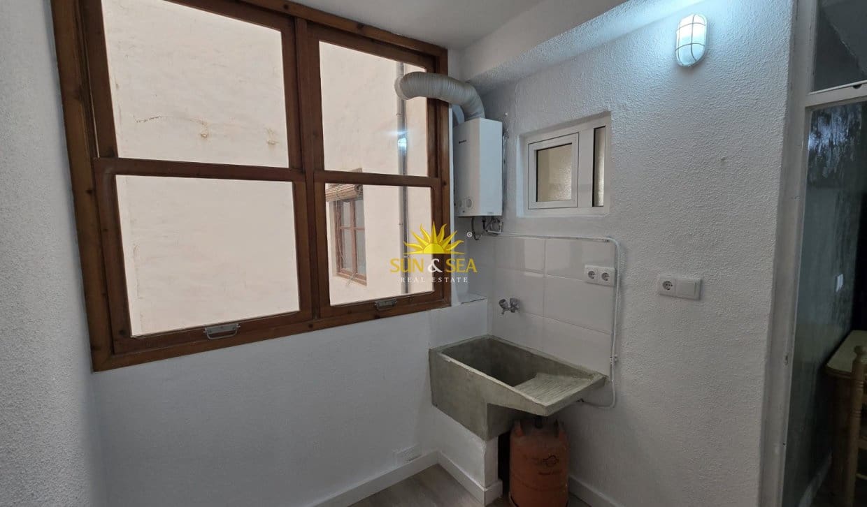 3 bedroom Apartment for holiday rental in Elche / Elx - € 750 (Ref: 9838424)