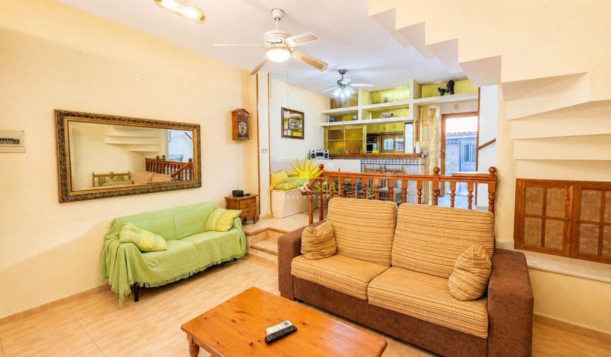 4 bedroom Townhouse for sale in San Pedro del Pinatar - € 180,000 (Ref: 9838563)