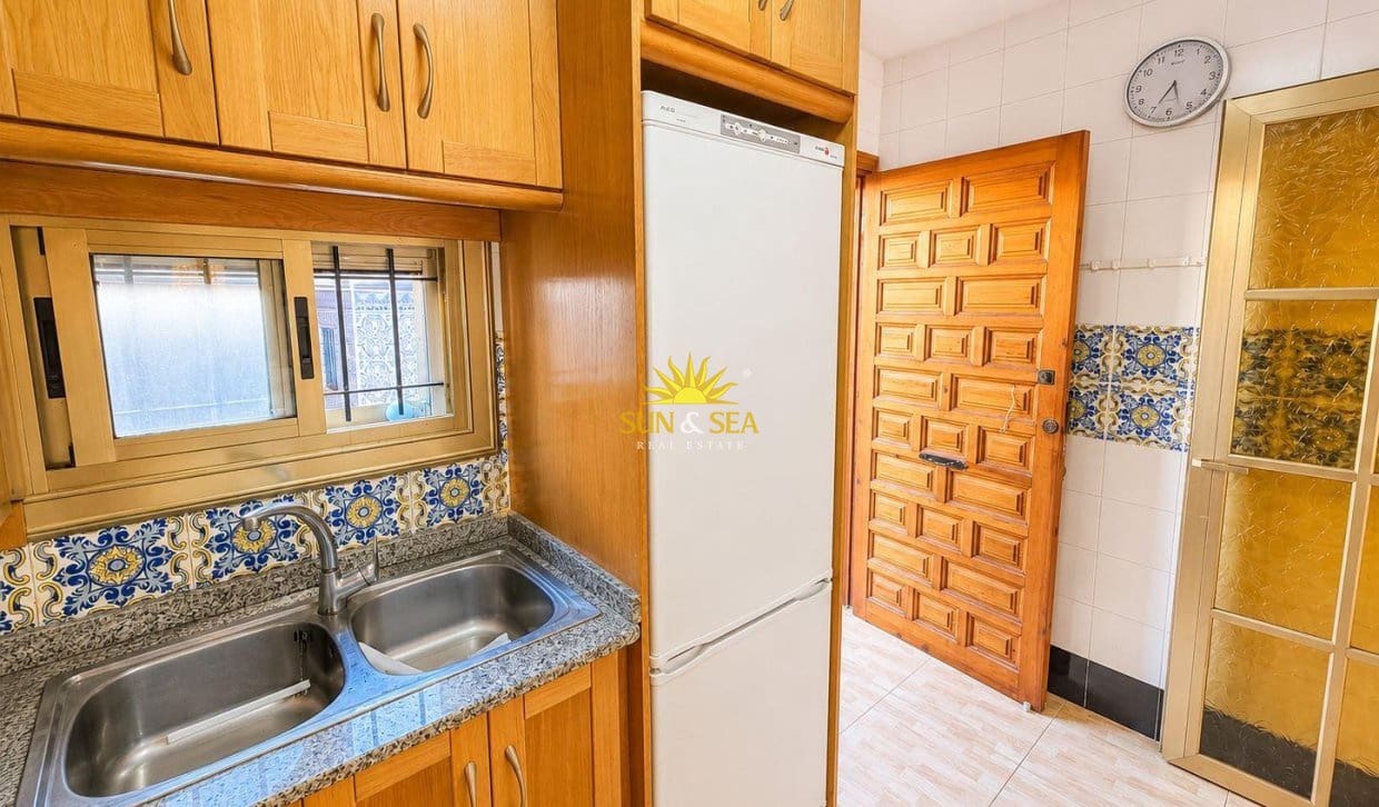 4 bedroom Townhouse for sale in San Pedro del Pinatar - € 180,000 (Ref: 9838563)