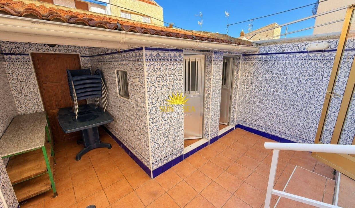 4 bedroom Townhouse for sale in San Pedro del Pinatar - € 180,000 (Ref: 9838563)