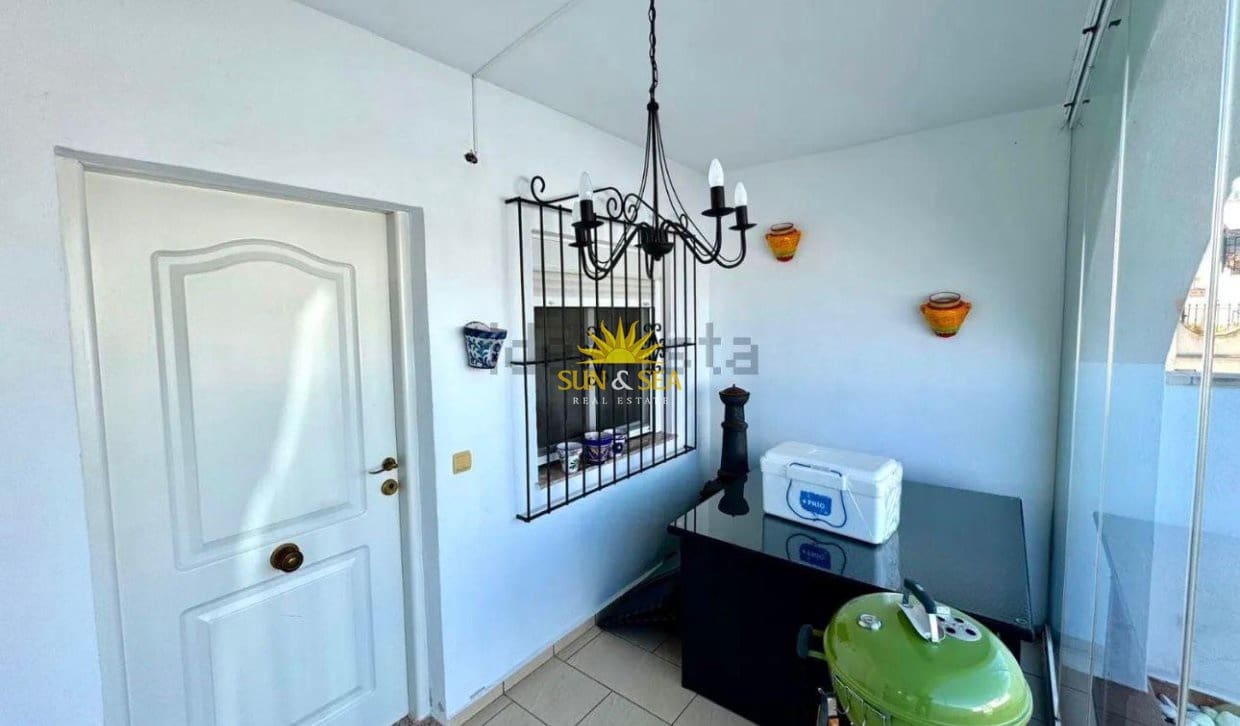 2 slaapkamer Huis te huur in Orihuela Costa met garage - € 1.200 (Ref: 9838682)