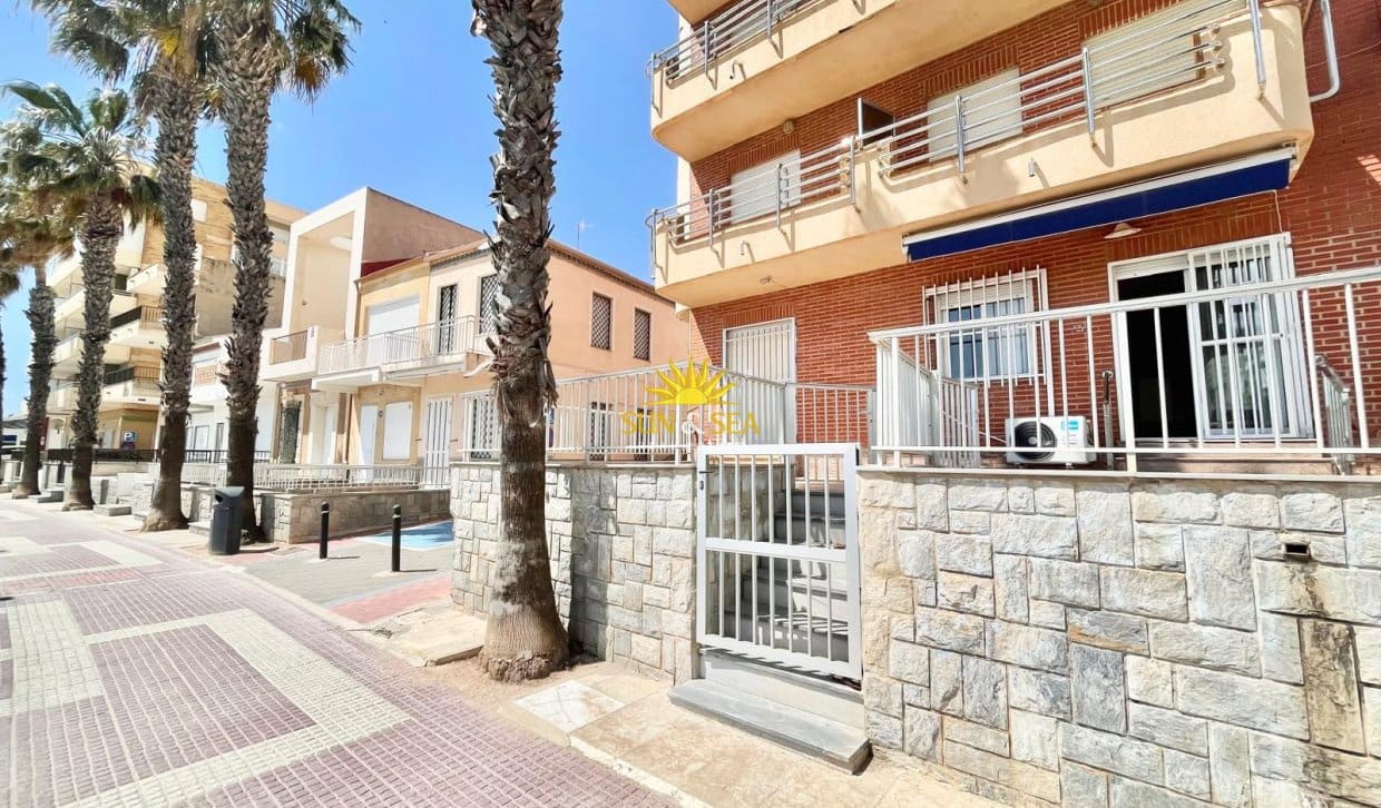 2 bedroom Apartment for holiday rental in Los Narejos - € 1,200 (Ref: 9838685)