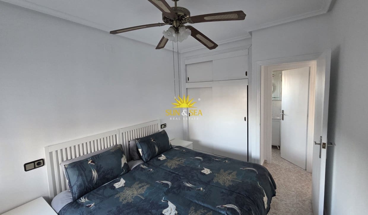 2 sovrum Bungalow att hyra i San Miguel de Salinas - 750 € (Ref: 9838686)