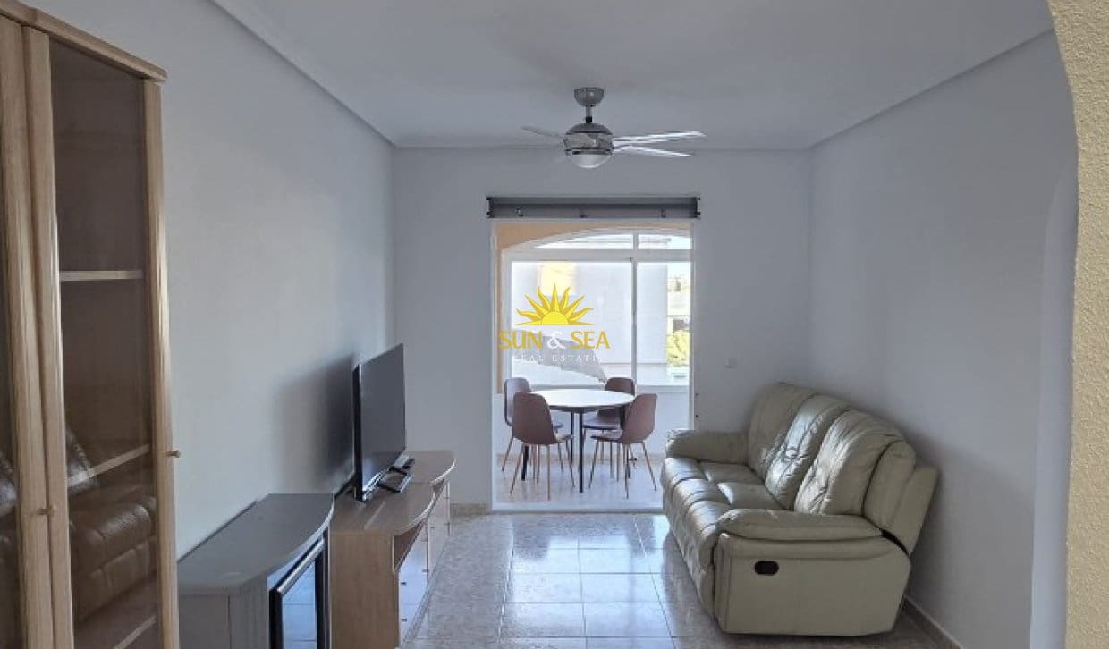 2 sovrum Bungalow att hyra i San Miguel de Salinas - 750 € (Ref: 9838686)