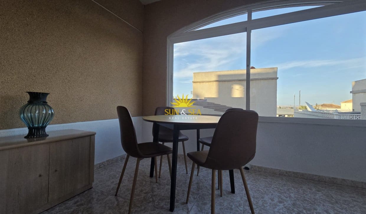 2 sovrum Bungalow att hyra i San Miguel de Salinas - 750 € (Ref: 9838686)